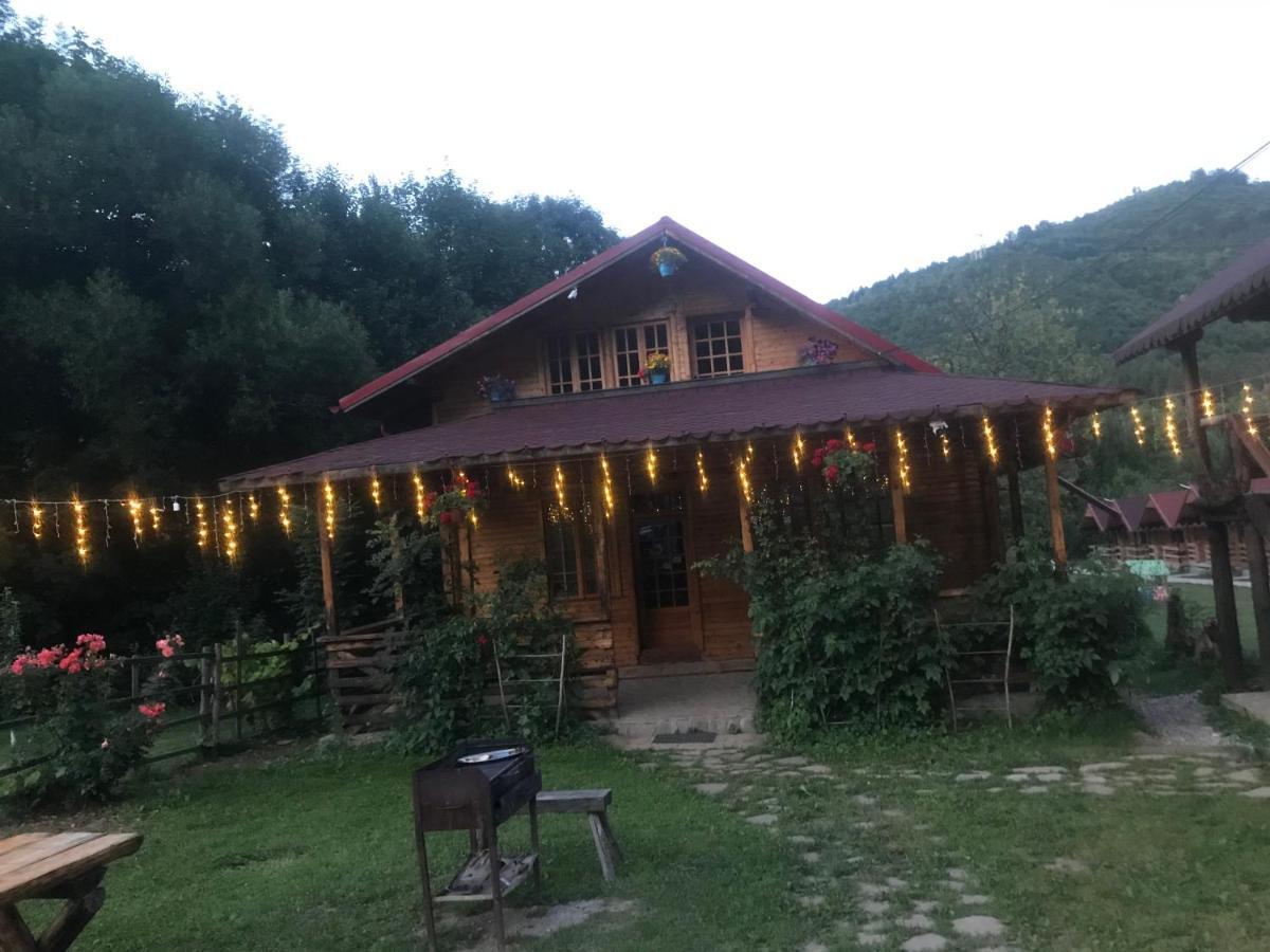 Casutele Doftanei Apartment Tesila Exterior photo